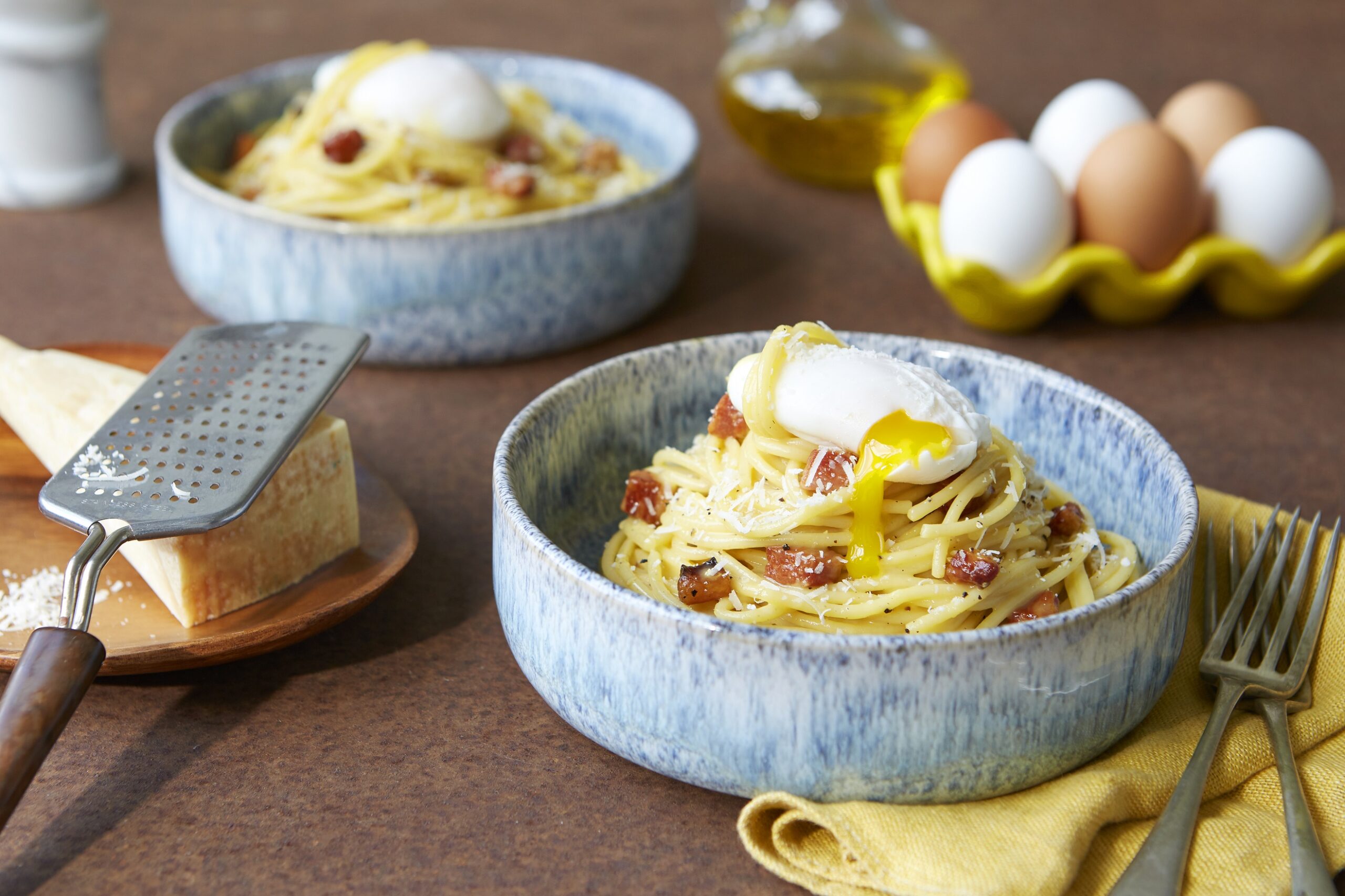 Spaghetti carbonara avec œuf poché