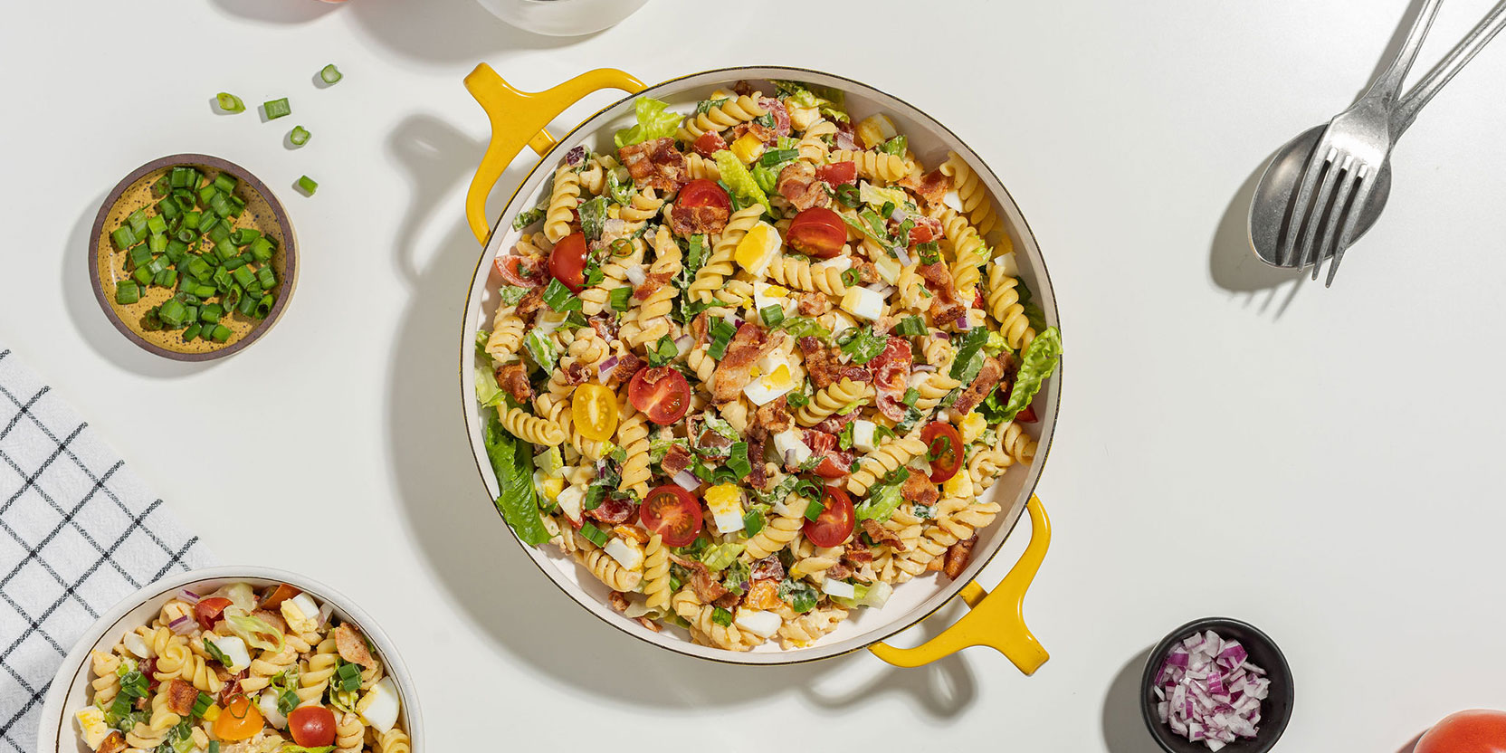 Salade de pâtes BLT aux œufs