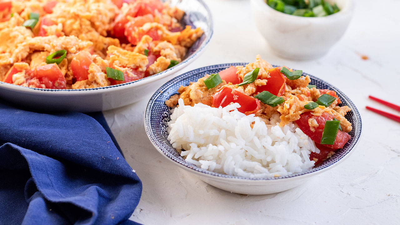 Sauté aux tomates et aux œufs à la chinoise