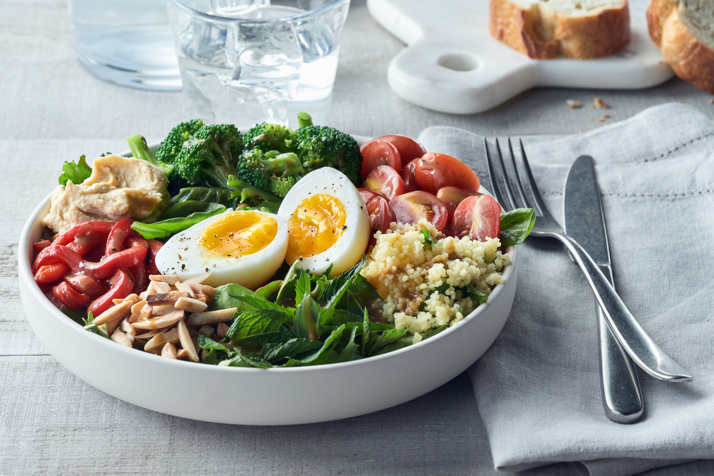 Bol de salade méditerranéenne
