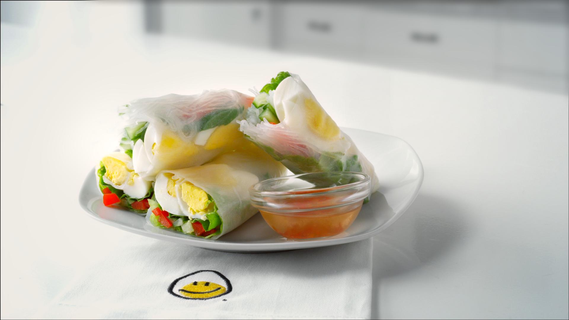Rouleaux fraîcheur aux œufs et aux légumes