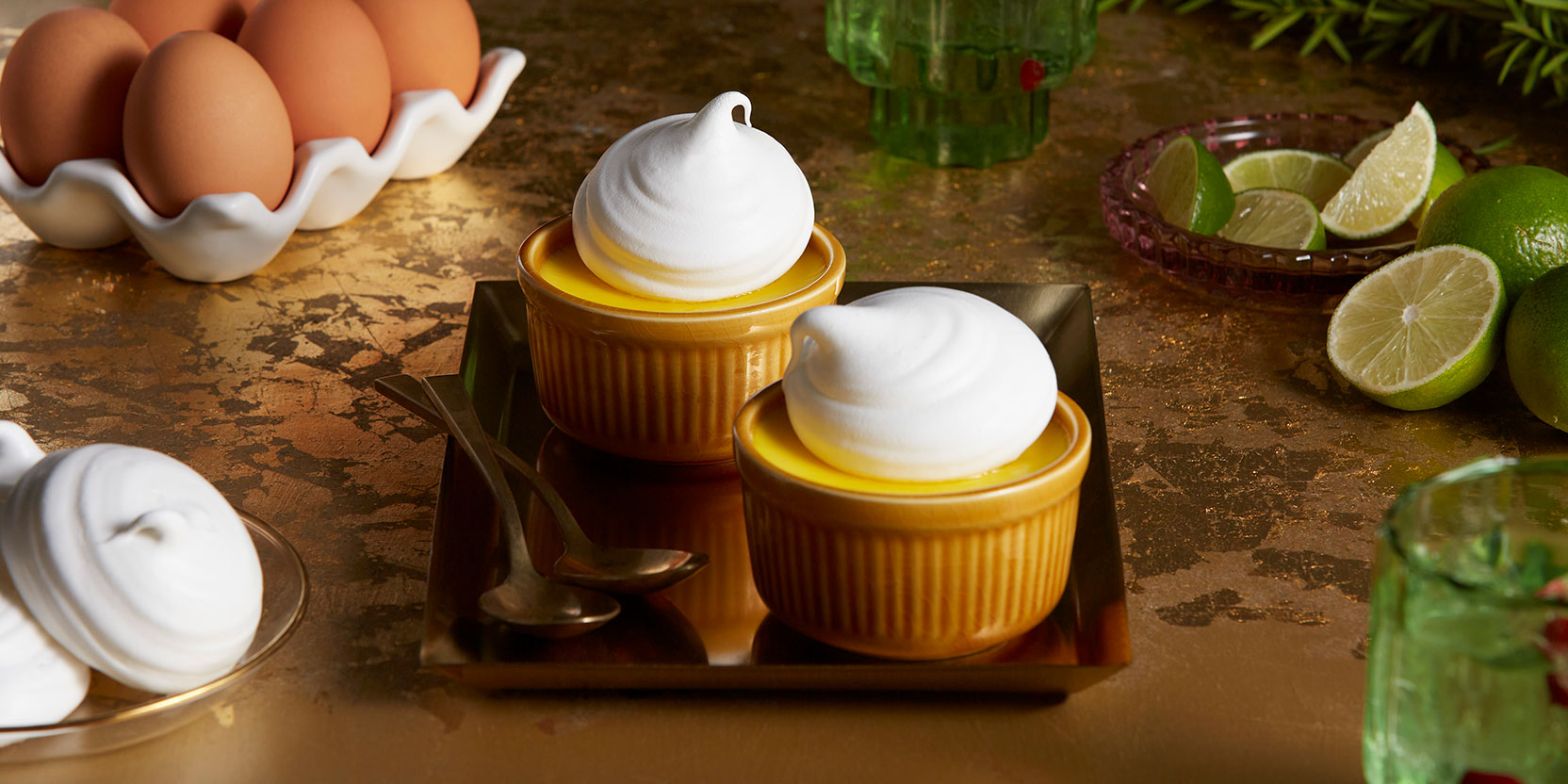 Flan aux œufs avec meringue à la lime